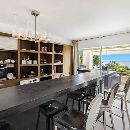 Ref 2053 - Seasonal - Prestigious On The Croisette Cannes